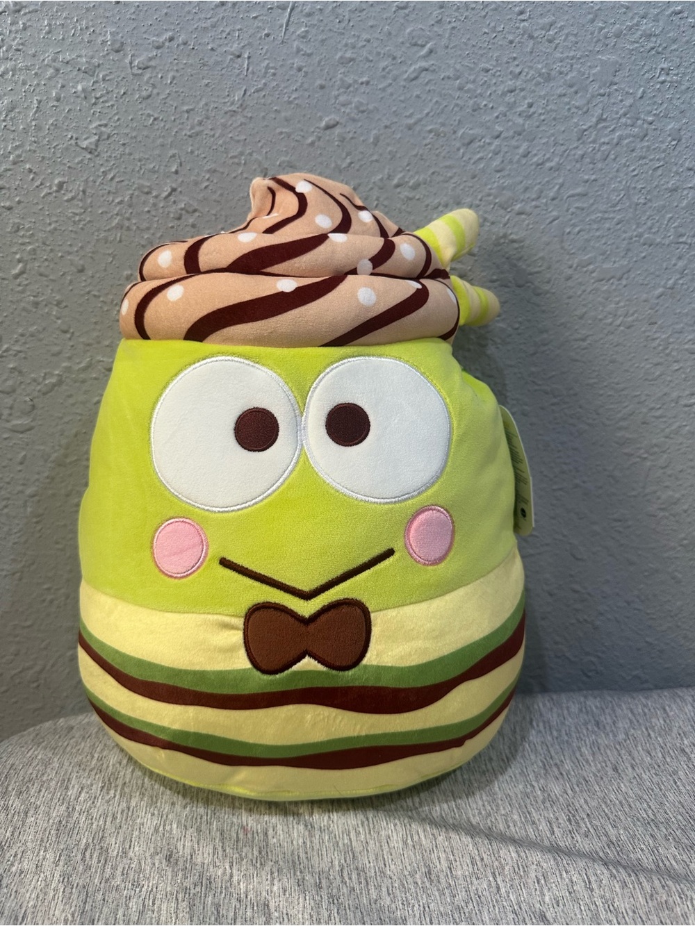 Squishmallows keroppi frog Swirl  Top NWT